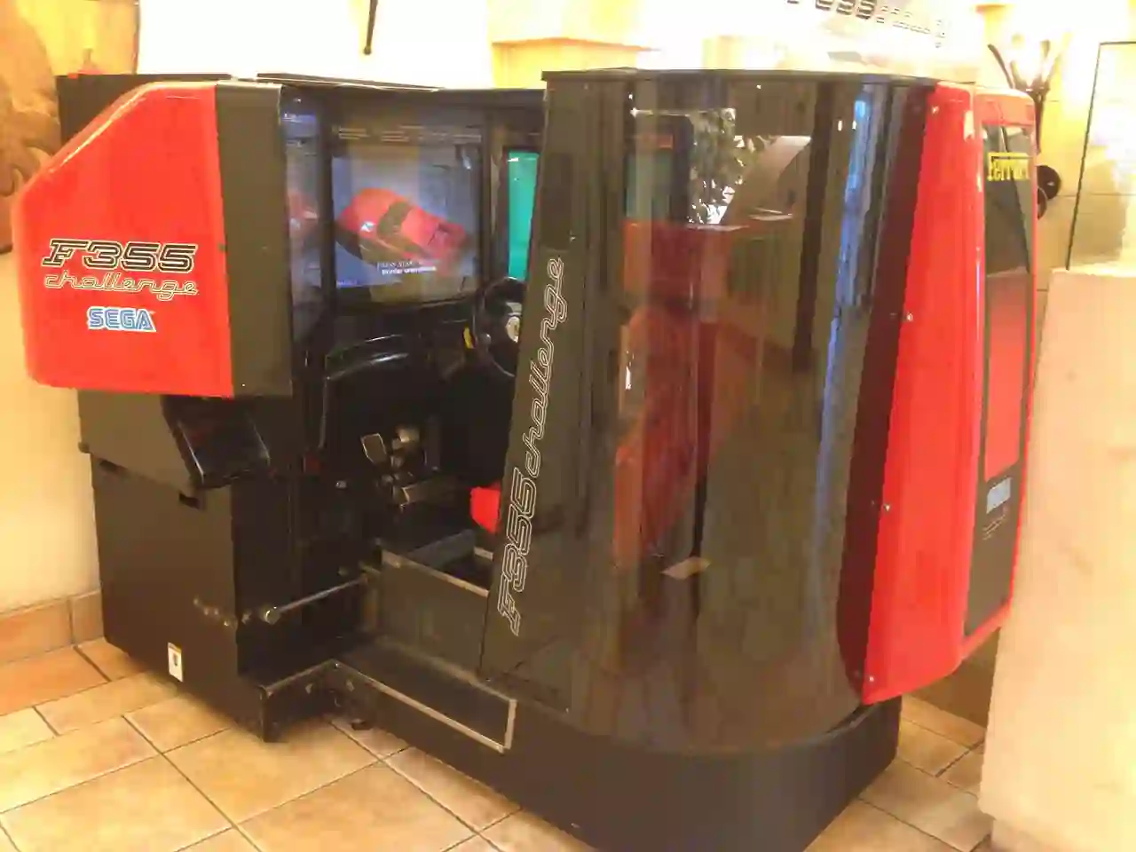 Sega Ferrari F355 Challenge triple-screen arcade cabinet
